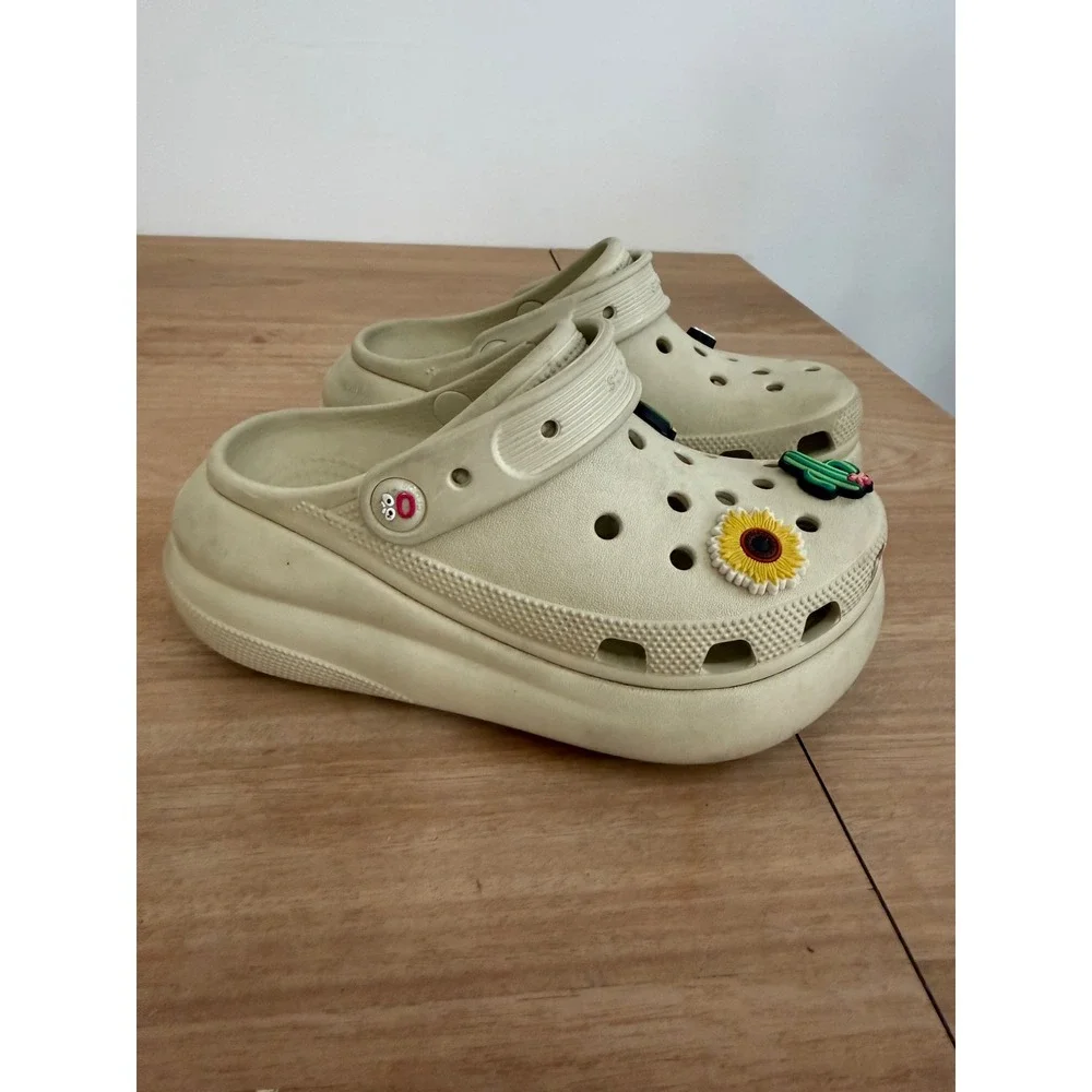 Crocs Classic Crush Clog Platform Bone Beige Kids Boys Girls Size M2 W4